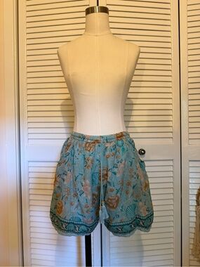 Spell & the gypsy collective seashell shorts
